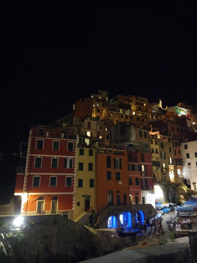 Controvento Al Mare Apartment ริโอมัจโจเร ภายนอก รูปภาพ